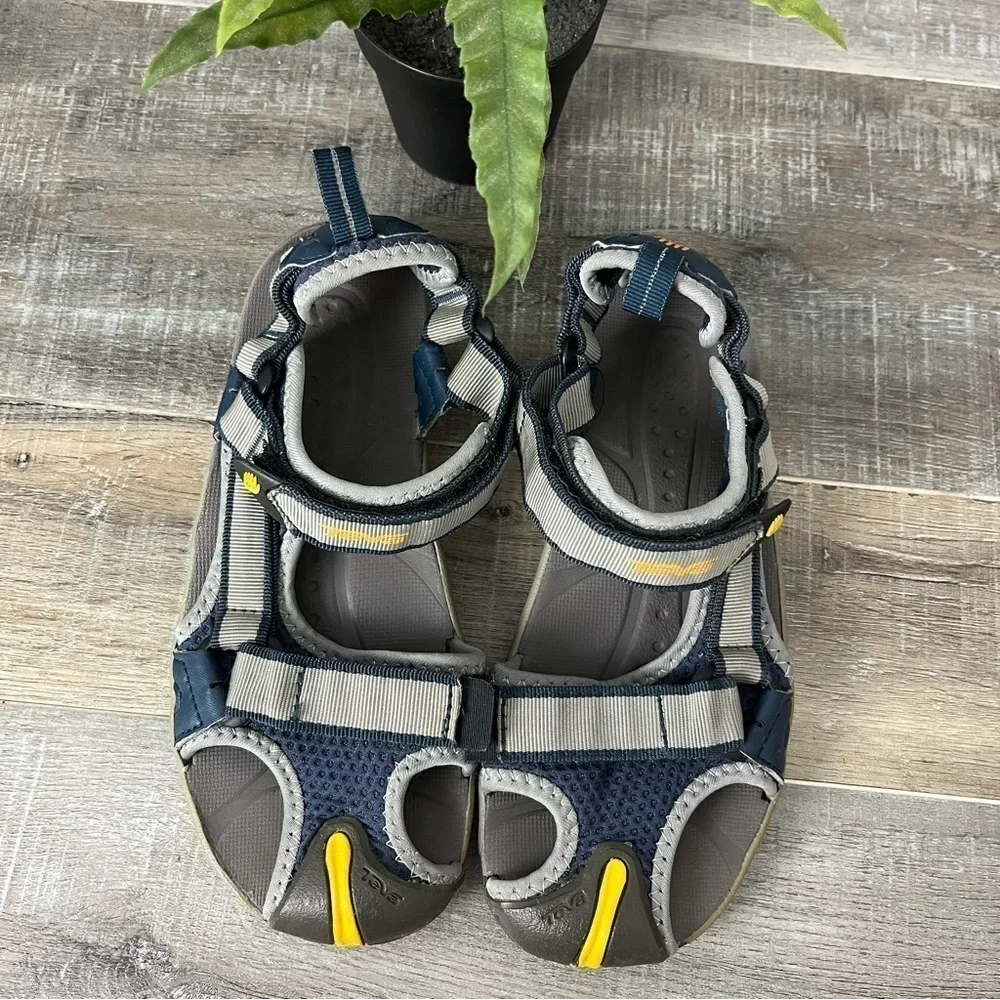 TEVA Velcro Water Sandal Closed Toe Blue Gray Youth Size 4